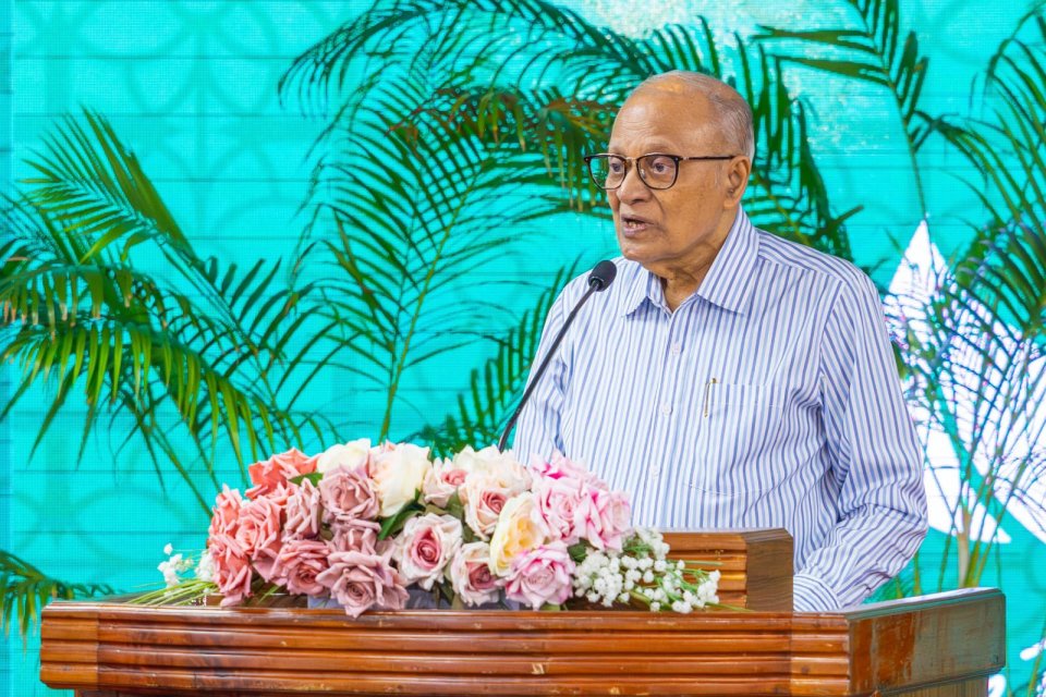 އިސްލާމްދީނުގައި ސާބިތުވެ ތިބުމަށް ރައީސް މައުމޫން އިލްތިމާސް ކުރައްވައިފި