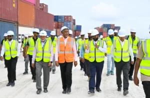 ވިޔަފާރި ބަނދަރު ތިލަފުއްޓަށް ބަދަލުކުރުމަކީ މިހާރުގެ އެންމެ މުހިންމު މަޝްރޫޢު: ރައީސް