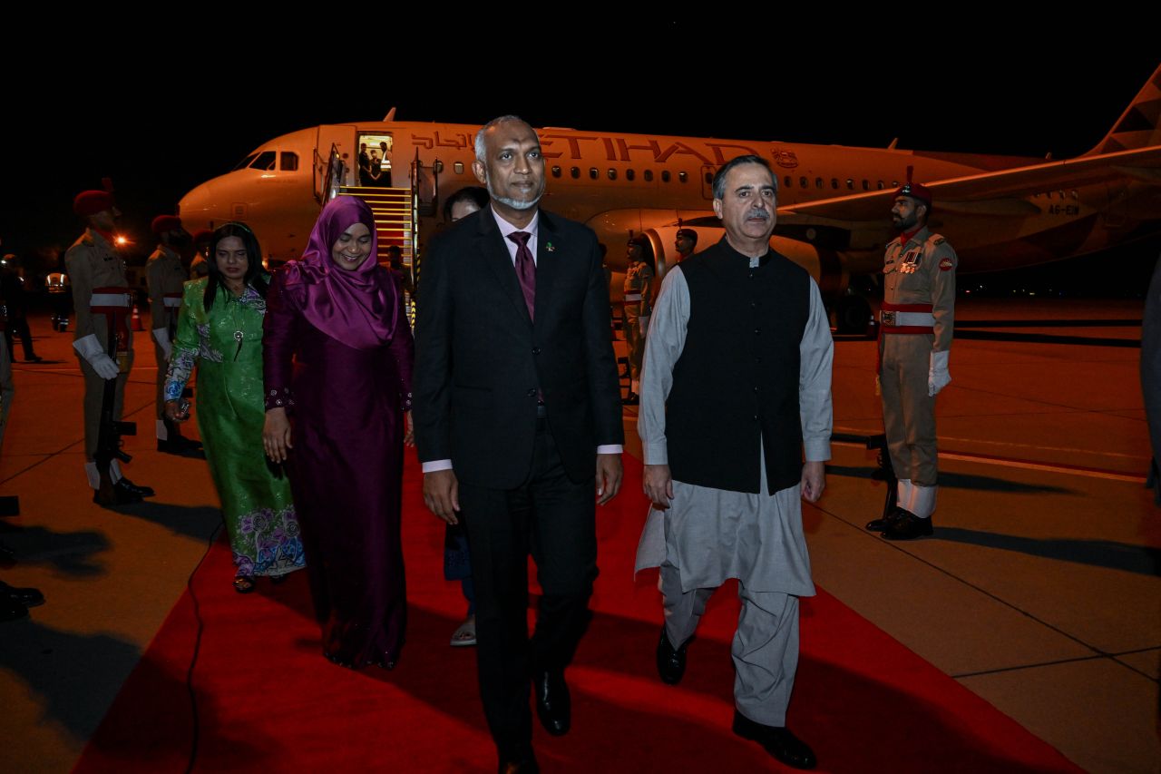 ޕާކިސްތާނާއި ރާއްޖޭގެ ގުޅުން އިހުނަށްވުރެ ވަރުގަދަވާނެ: ރައީސް މުޢިއްޒު