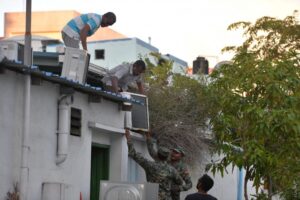 ބަނޑޭރިކޮށި އަލުން ބިނާކުރަން ހުސްކުރަނީ