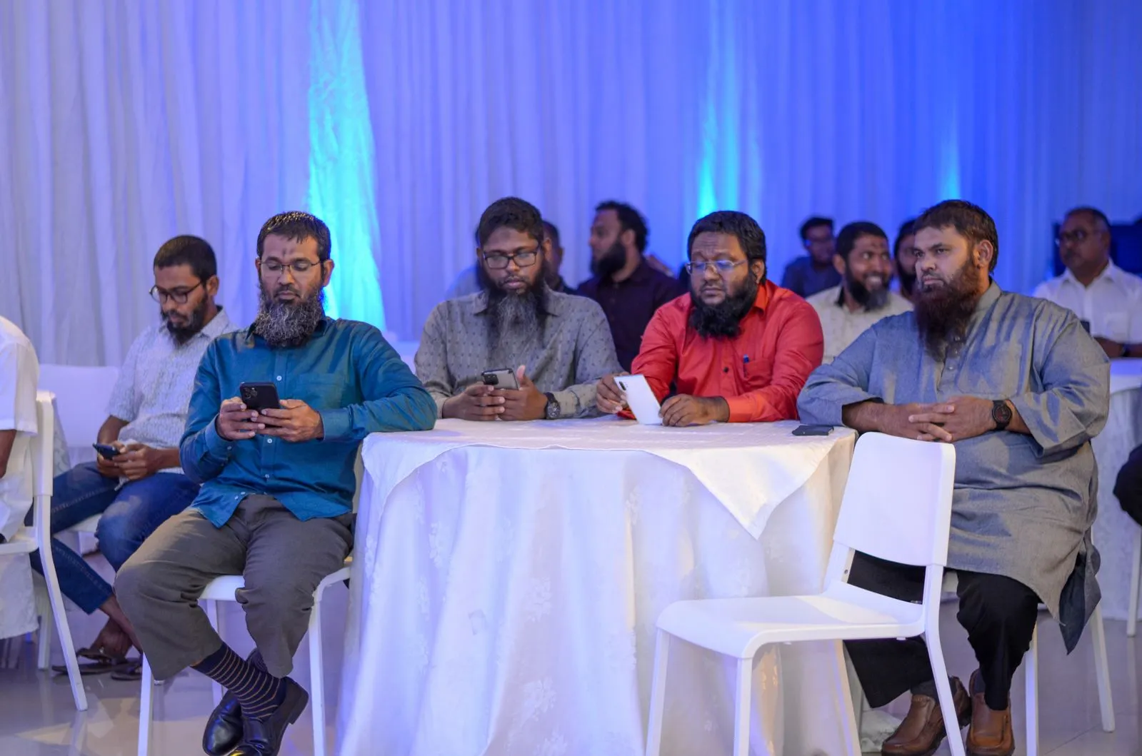 ސަލަފުން އެހެން ދީންތަކުގެ މީހުން ވަޒަންވެރިކުރުމަށް ތާއީދުކުރާ ކަމަށް ބުނާ ޚަބަރު ދޮގުކޮށްފި