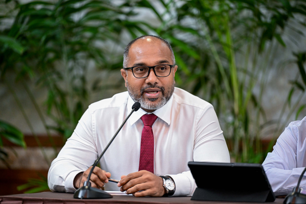 ރަސްމާލޭ މަޝްރޫޢާ ބެހޭ ރައީސް ޔާމީންގެ ބަޔާނަކީ ސިޔާސީ މަންފާއަށް ކުރާ ކަމެއް: އިޙްސާން