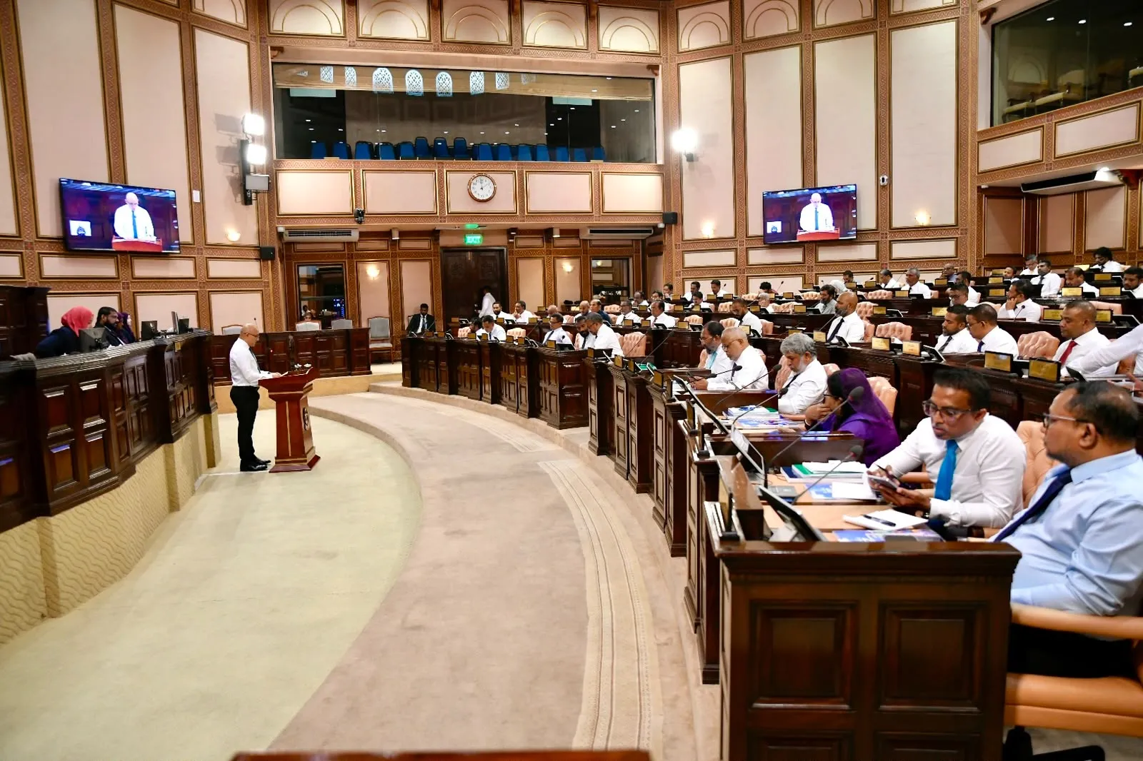 2027 ވަނަ އަހަރަށް ސަރުކާރުން 59.7 ބިލިއަން ރުފިޔާގެ ބަޖެޓެއް ހުށަހަޅައިފި