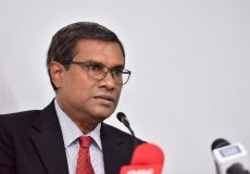 Uhthama fandiyaaru Muthasim adhunaan