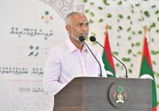 ރައީސް ޑރ. މުއިއްޒު، މިއަދު ހުރާ ރައްޔިތުންނާ ބައްދަލު ކުރައްވައި ވާހަކަފުޅު ދައްކަވަނީ. --- ފޮޓޯ: ރައީސް އޮފީސް