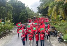 ގިނަ ބަޔަކު ގަބޫލުކުރާ ގޮތުގައި ކުރިޔަށް އޮތް ބައި އިލެކްޝަނަކީ އިންޑިއާ އައުޓު ހަރަކާތަށްވެސް ކުރިމަތި ވެގެންދާނެ އިމްތިހާނެއް.