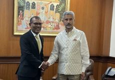 Nasheed meets Jaishankar