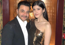 Sanjay-Kapoor-and-shanayaa