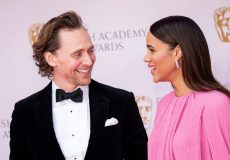 https___cdn.cnn.com_cnnnext_dam_assets_220318104458-tom-hiddleston-zawe-ashton-baftas-2022