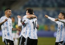 lionel-messi-jugadores-argentina-festejo_0_38_1200_746