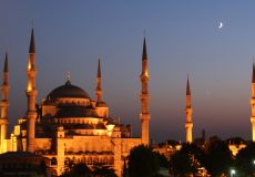 moon-over-the-blue-mosque